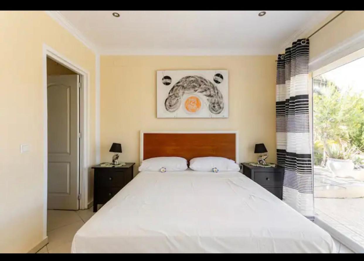 Villa Eva Asiana Guesthouse With Shared Pool بينيسا المظهر الخارجي الصورة