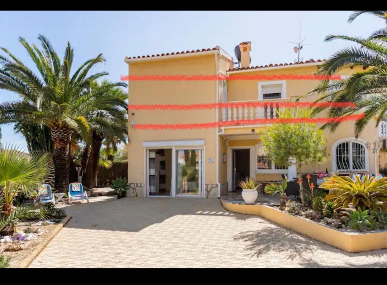 Villa Eva Asiana Guesthouse With Shared Pool بينيسا المظهر الخارجي الصورة